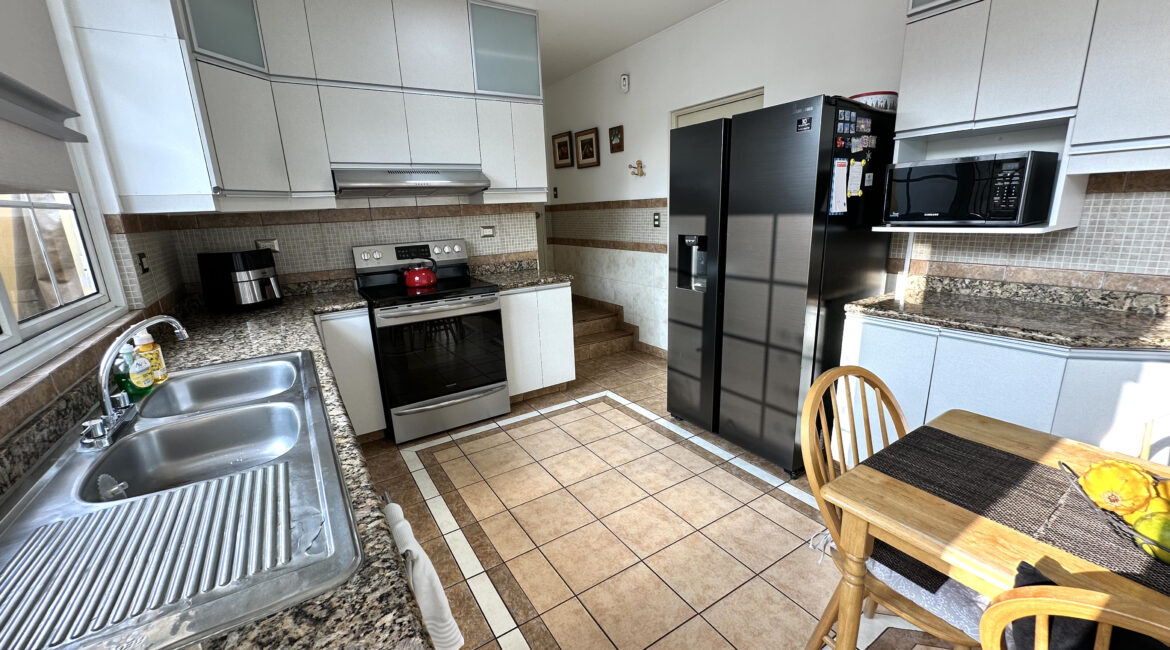 Venta linda casa en condominio en El Sol de La Molina II Etapa