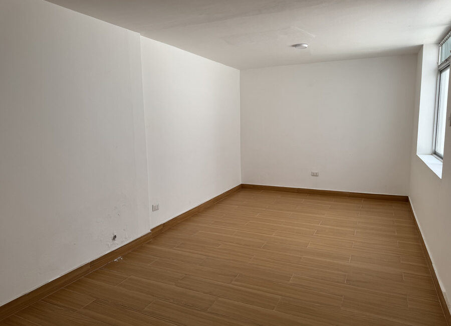 Venta amplio dpto tipo casa en Playa Santa Maria del Mar. Remodelado
