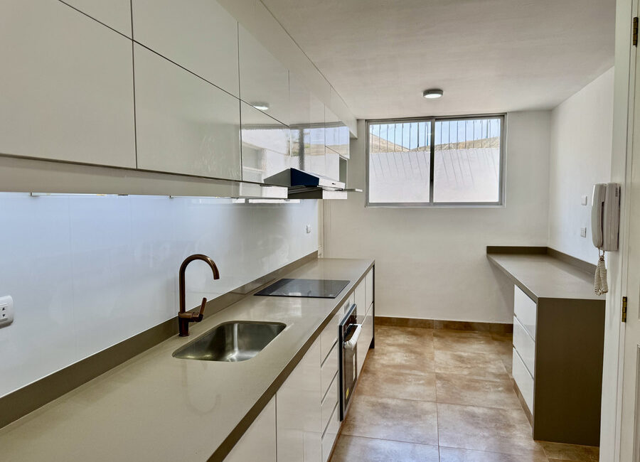 Venta amplio dpto tipo casa en Playa Santa Maria del Mar. Remodelado