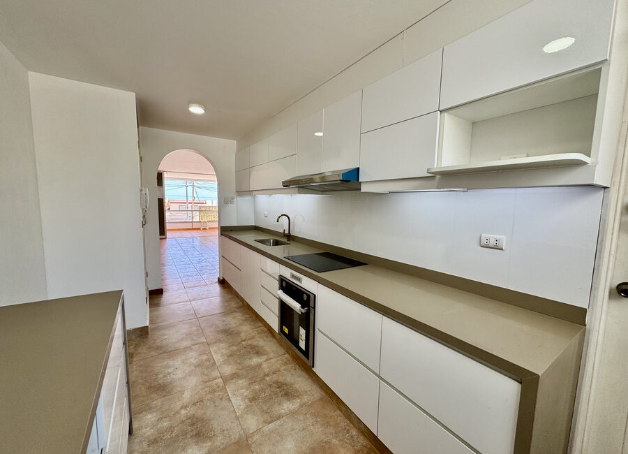 Venta amplio departamento en Playa Santa Maria del Mar. Remodelado