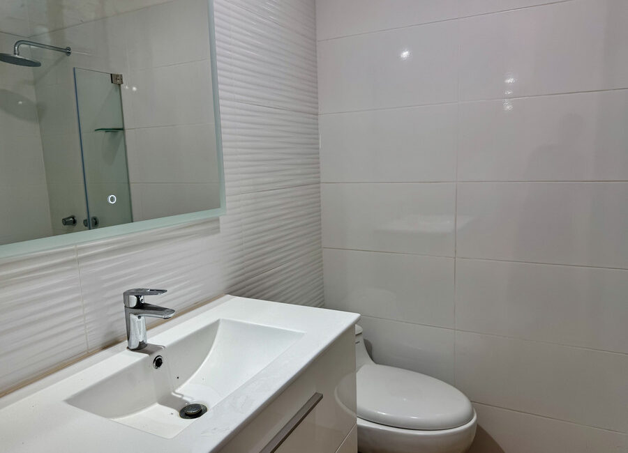 Venta amplio departamento en Playa Santa Maria del Mar. Remodelado
