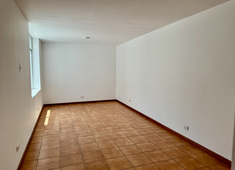 Venta amplio departamento en Playa Santa Maria del Mar. Remodelado