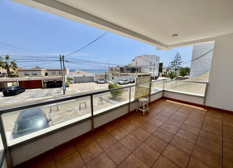 Venta amplio departamento Playa Santa Maria del Mar. REMODELADO