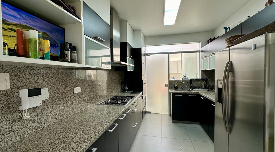 Venta casa en condominio Urb. Sol de la Molina