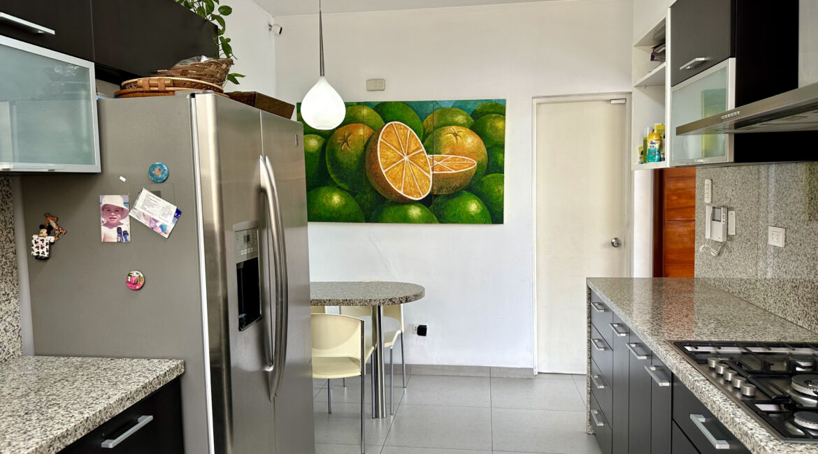 Venta casa en condominio Urb. Sol de la Molina