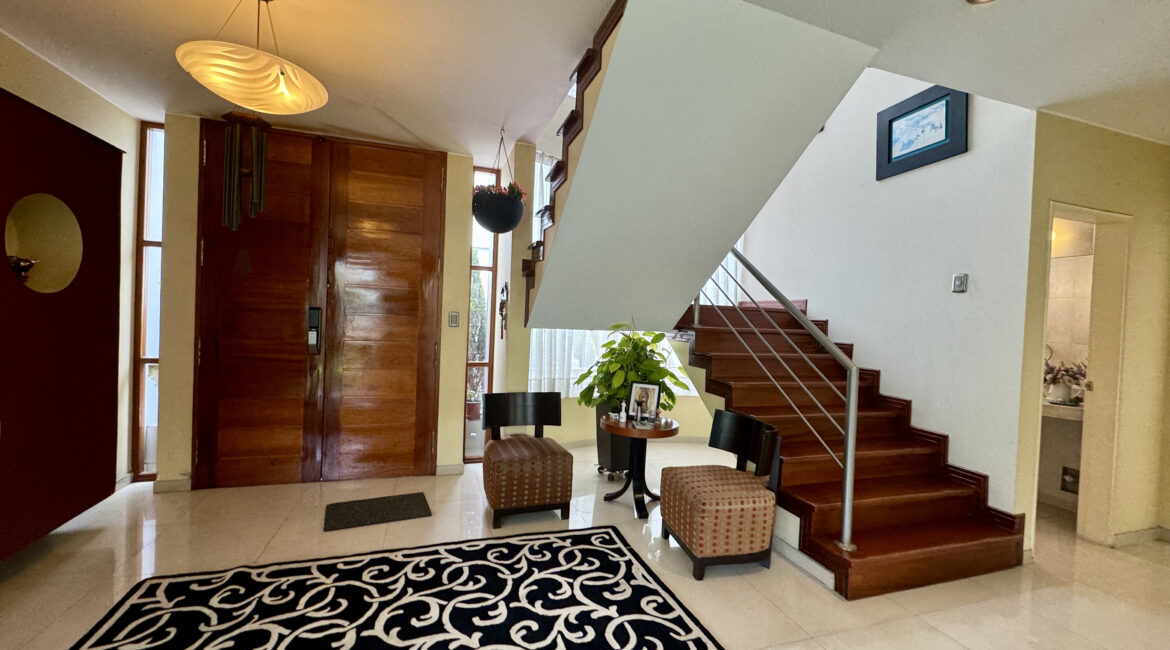 Venta casa en condominio Urb. Sol de la Molina 1ra etapa