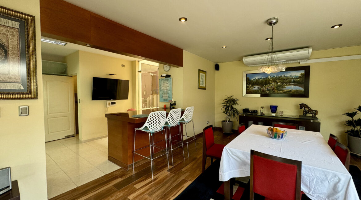 Venta casa en condominio Urb. Sol de la Molina 1ra etapa