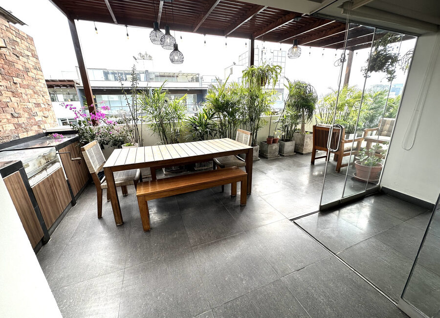 Venta Penthouse Duplex con terraza cerca de la UPC, Monterrico, Surco