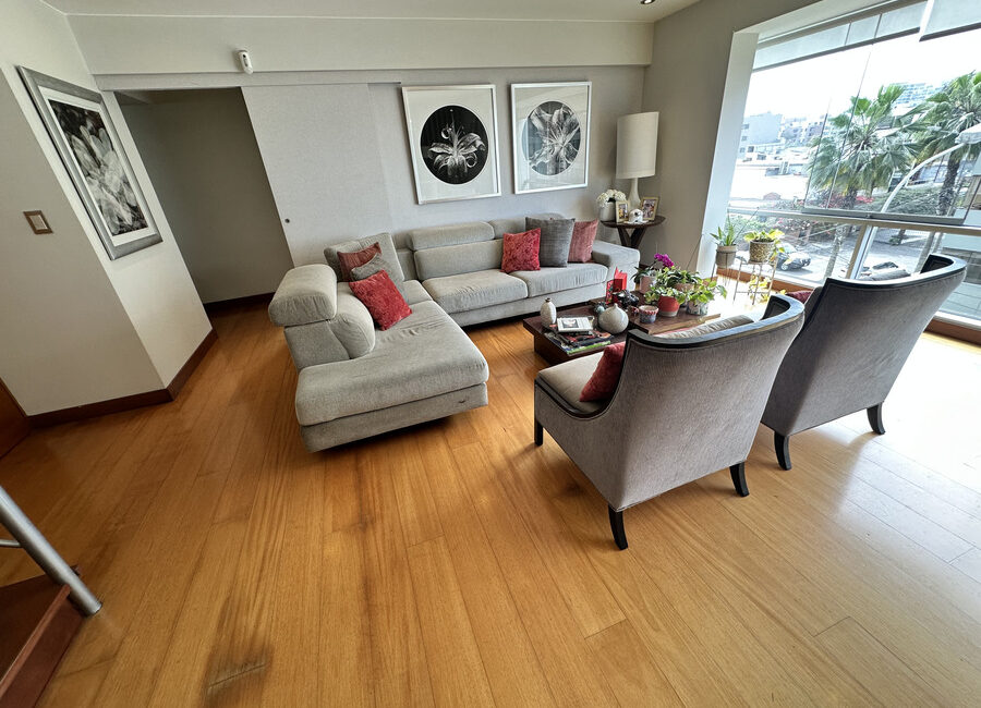 Venta Penthouse Duplex con terraza cerca de la UPC, Monterrico, Surco
