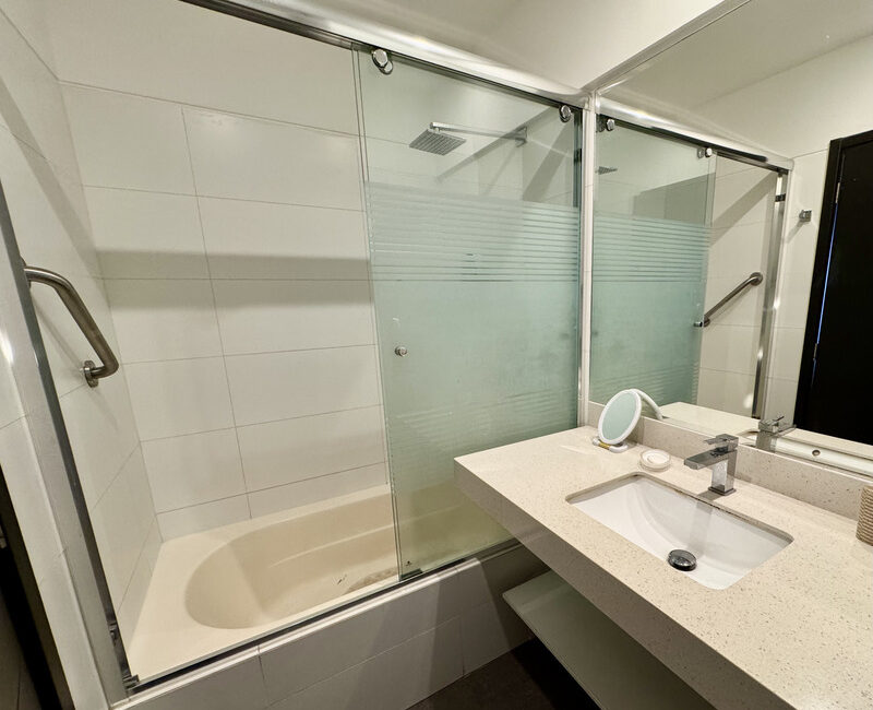 Venta moderno dpto. Urb. Golf Los Inkas. Surco