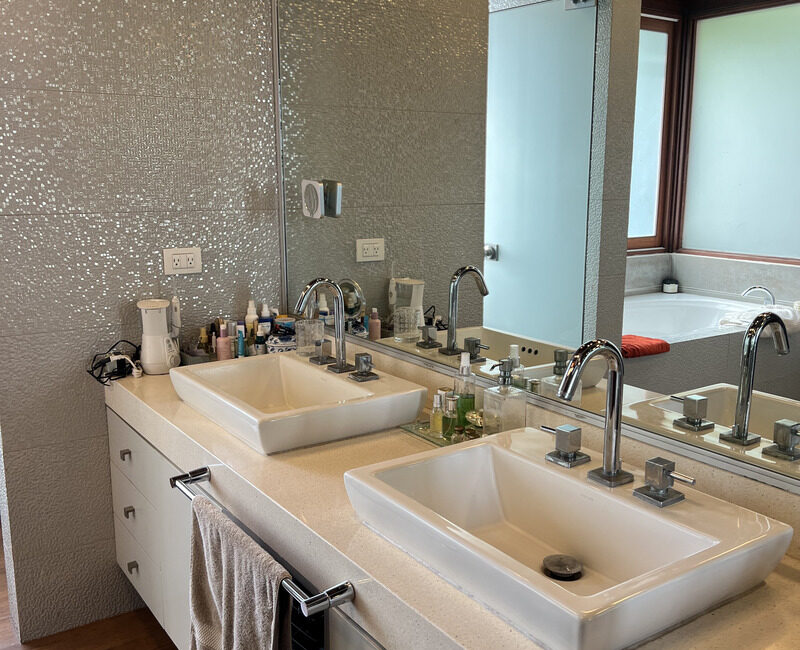 Bella impecable casa en la exclusiva Urb. Casuarinas. Surco